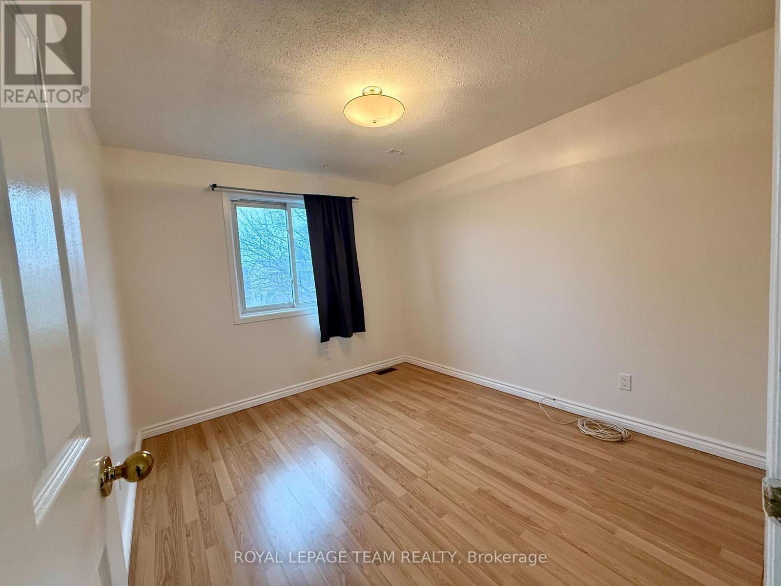 128 PINETRAIL CRESCENT, Ottawa, Ontario, K2G5A1 — Photo 5