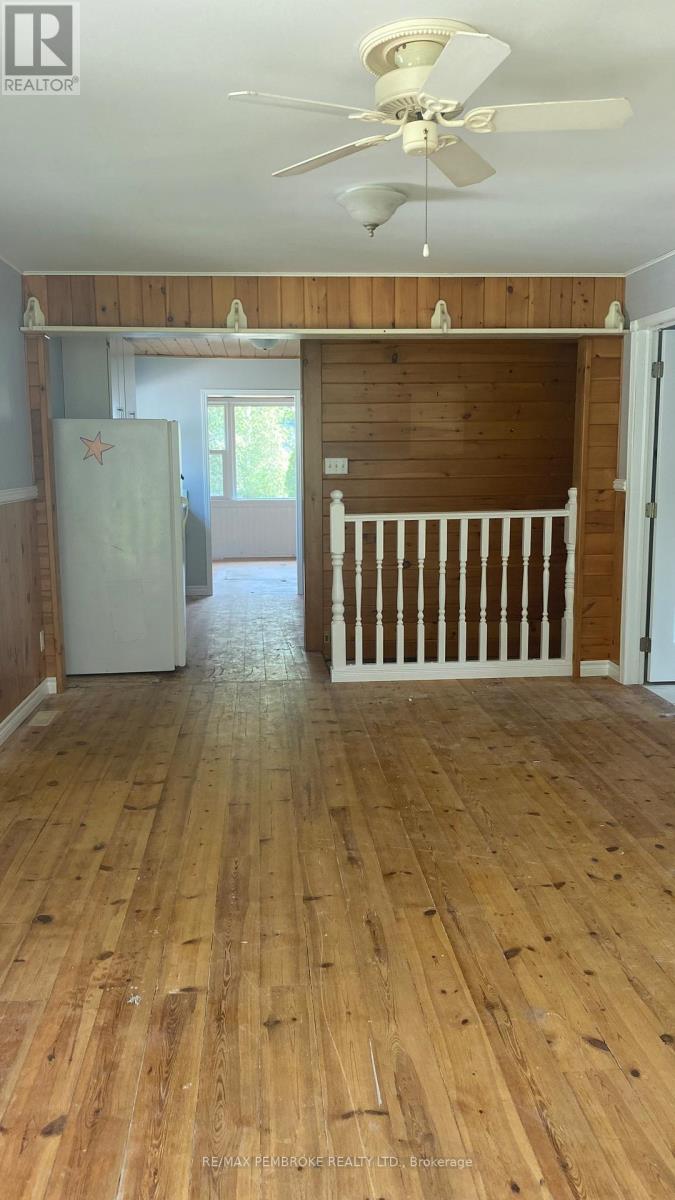 53 HURON STREET, Deep River, Ontario, K0J1P0 — Photo 3