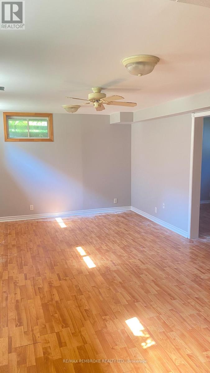 53 HURON STREET, Deep River, Ontario, K0J1P0 — Photo 4