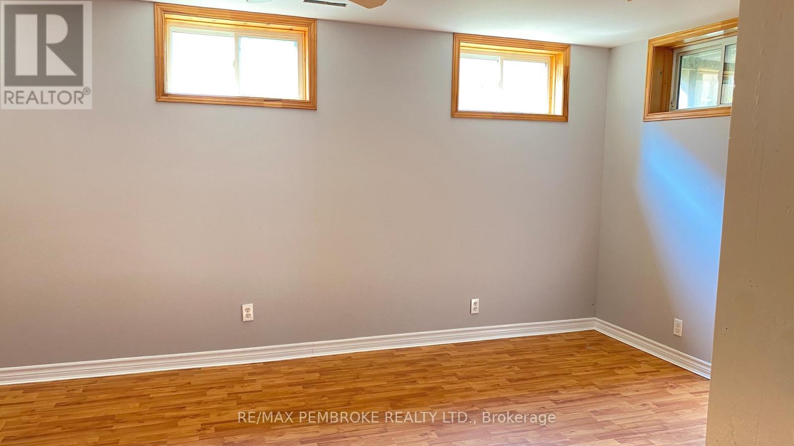 53 HURON STREET, Deep River, Ontario, K0J1P0 — Photo 7