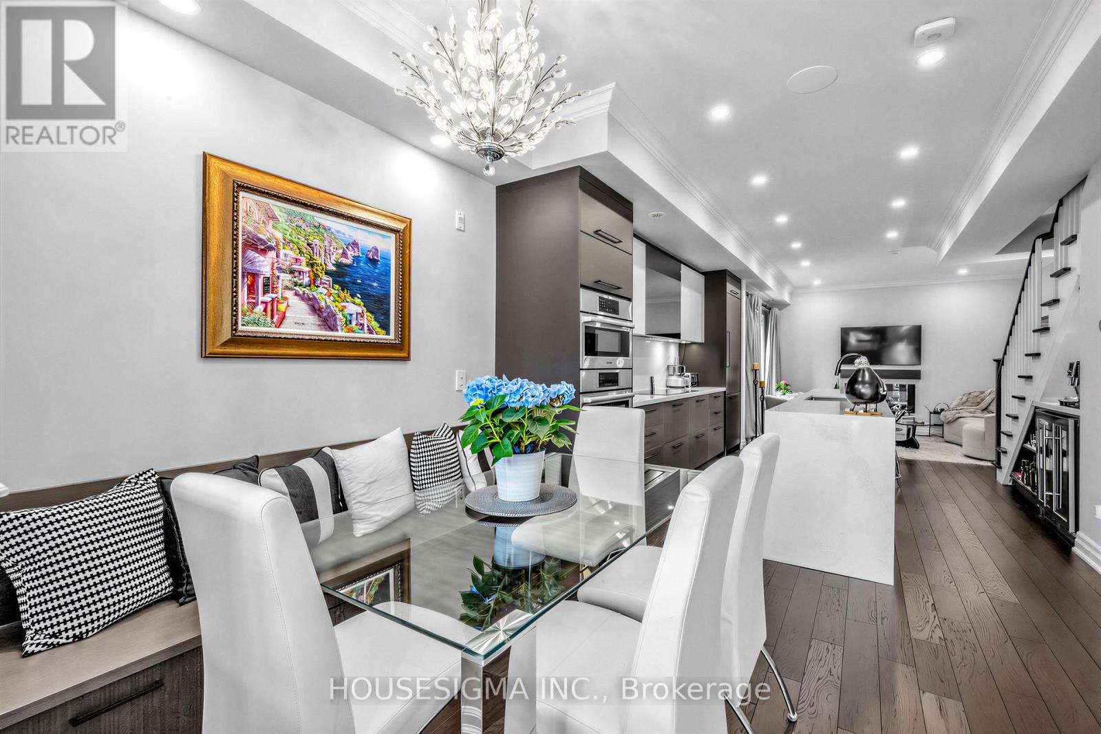 361 ROEHAMPTON AVENUE, Toronto (Mount Pleasant East), Ontario, M4P1S3 — Photo 4