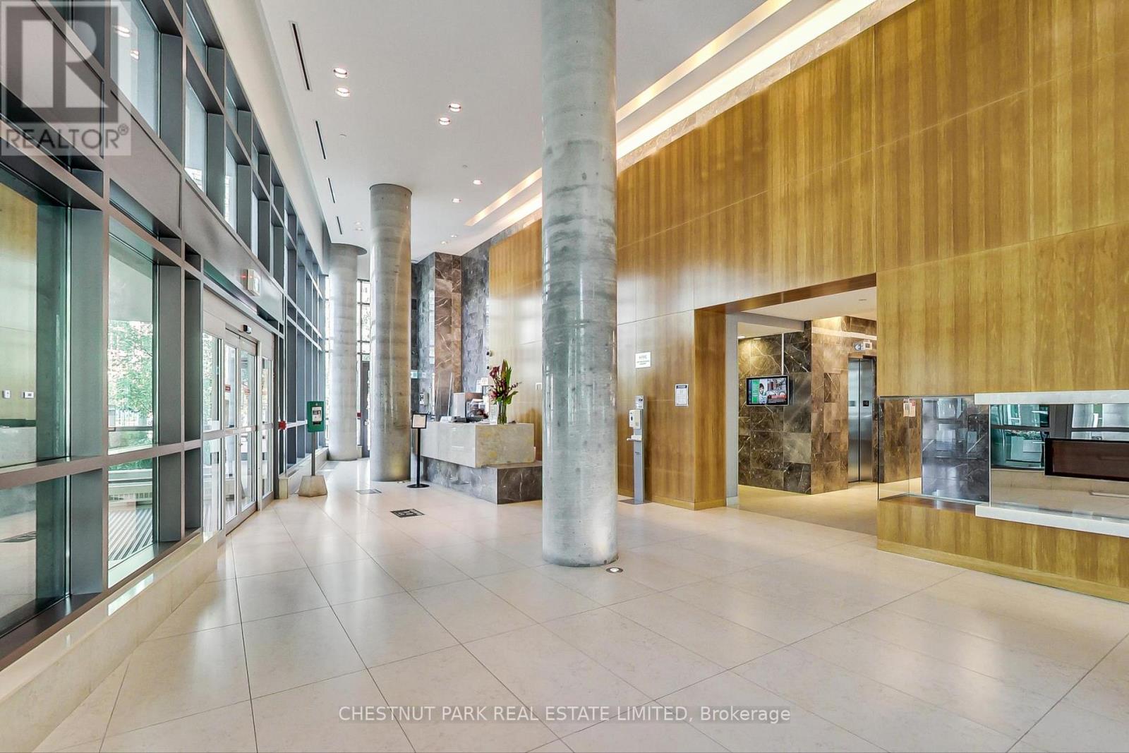 2108 - 215 FORT YORK BOULEVARD, Toronto (Niagara), Ontario, M5V4A2 — Photo 3