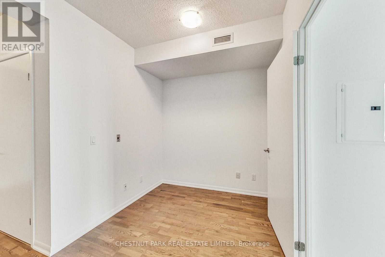 2108 - 215 FORT YORK BOULEVARD, Toronto (Niagara), Ontario, M5V4A2 — Photo 8