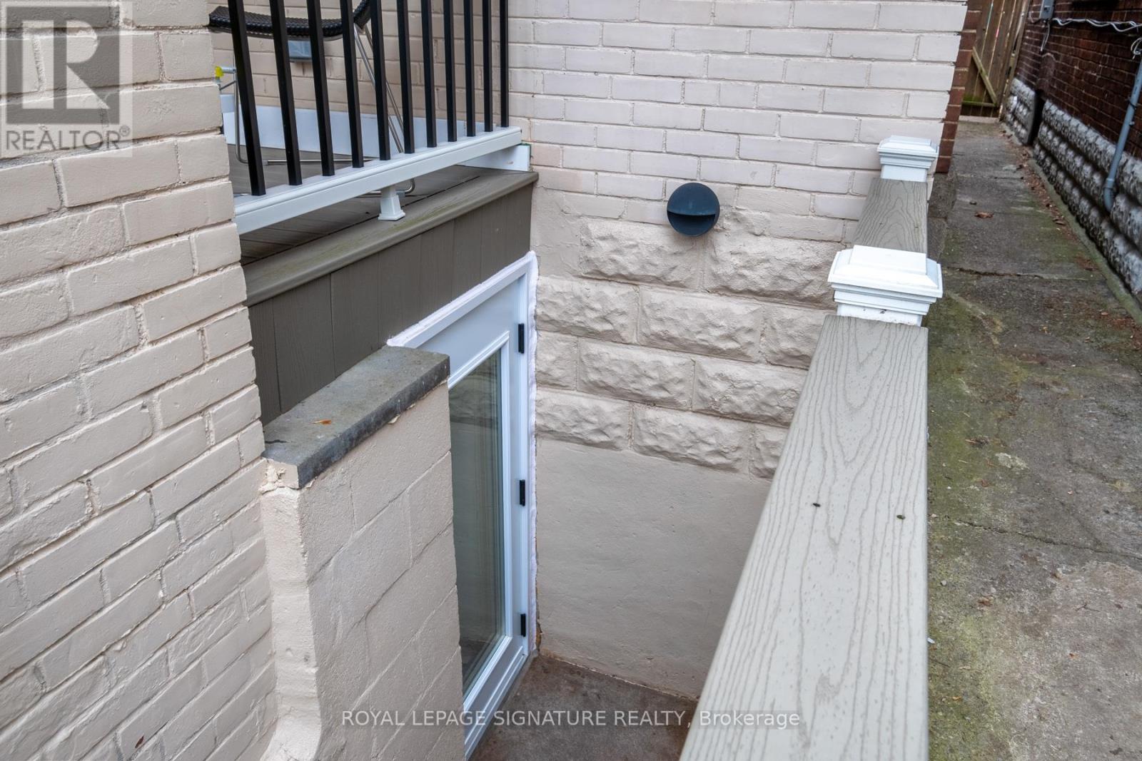 LOWER - 36 THYRA AVENUE, Toronto (Crescent Town), Ontario, M4C5G5 — Photo 20