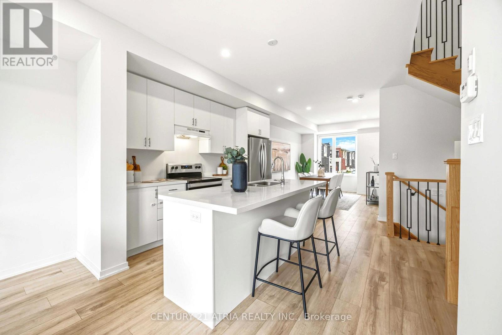 93 RATTENBURY ROAD, Vaughan (Patterson), Ontario, L6A5C6 — Photo 13