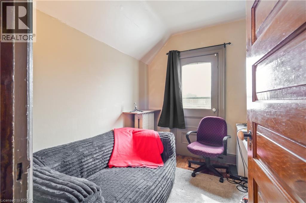 10 HENRIETTA Street, Brantford, Ontario, N3T3Y9 — Photo 12