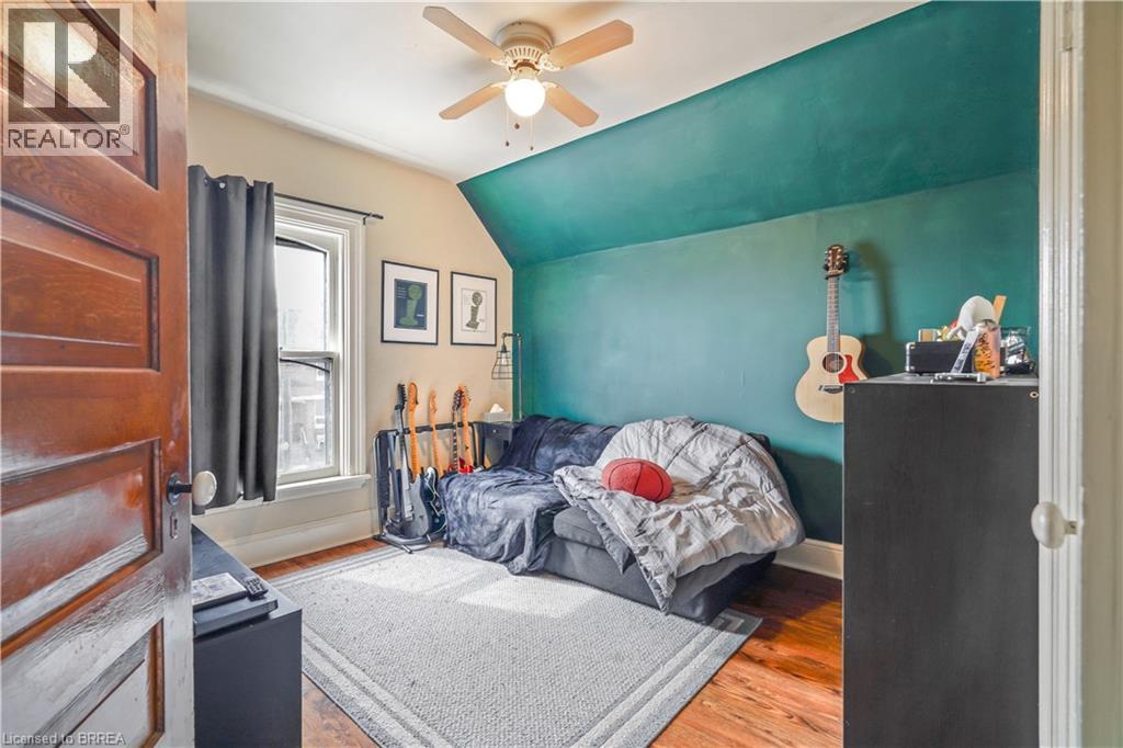 10 HENRIETTA Street, Brantford, Ontario, N3T3Y9 — Photo 15