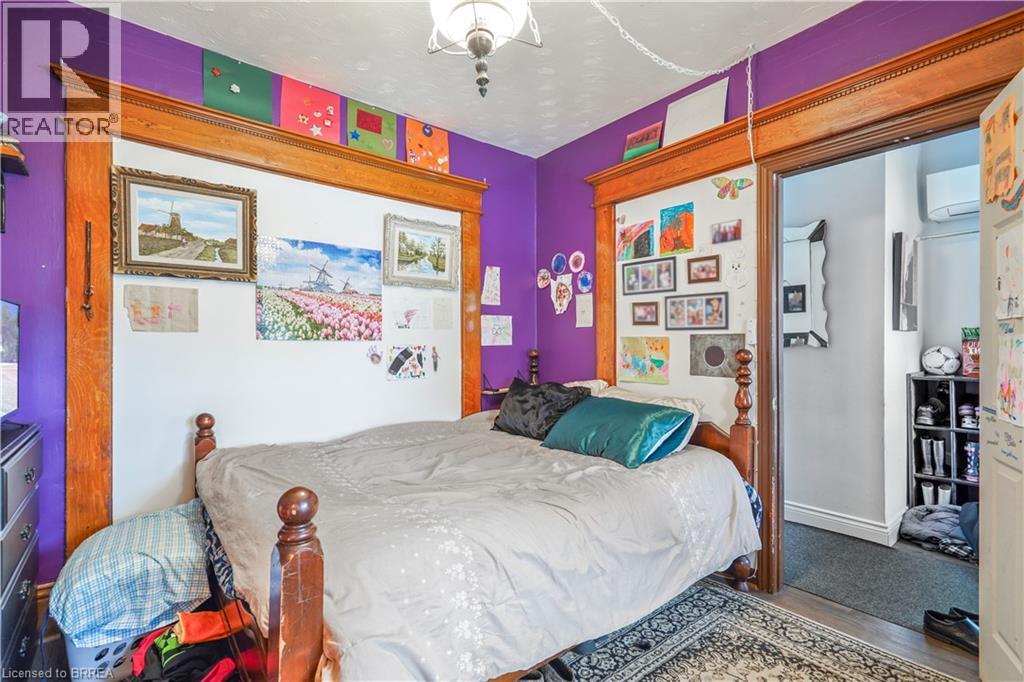 10 HENRIETTA Street, Brantford, Ontario, N3T3Y9 — Photo 20