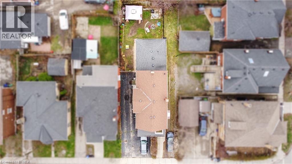 10 HENRIETTA Street, Brantford, Ontario, N3T3Y9 — Photo 40