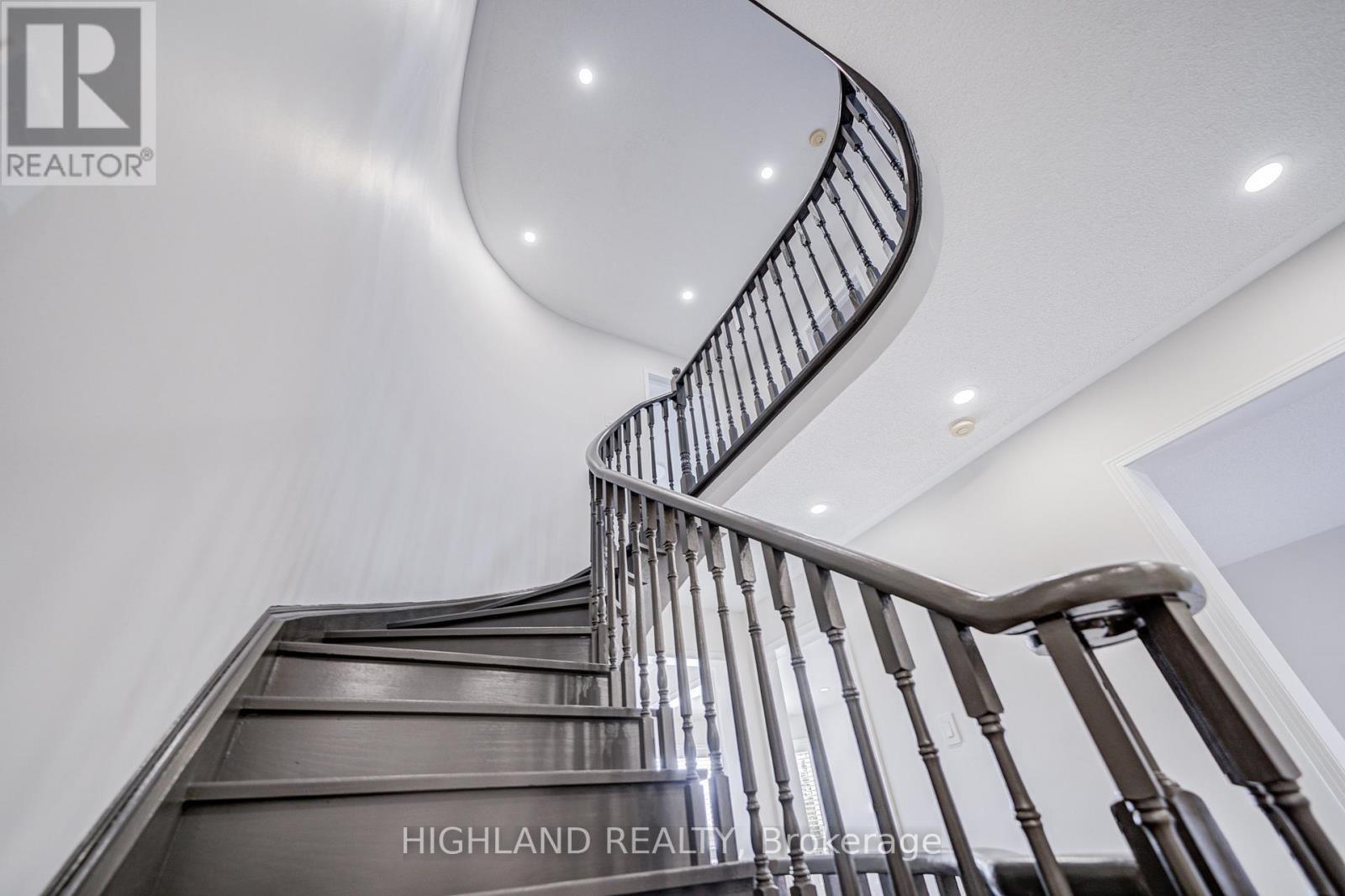 4802 WILD ROSE STREET, Mississauga (East Credit), Ontario, L5M5M7 — Photo 7