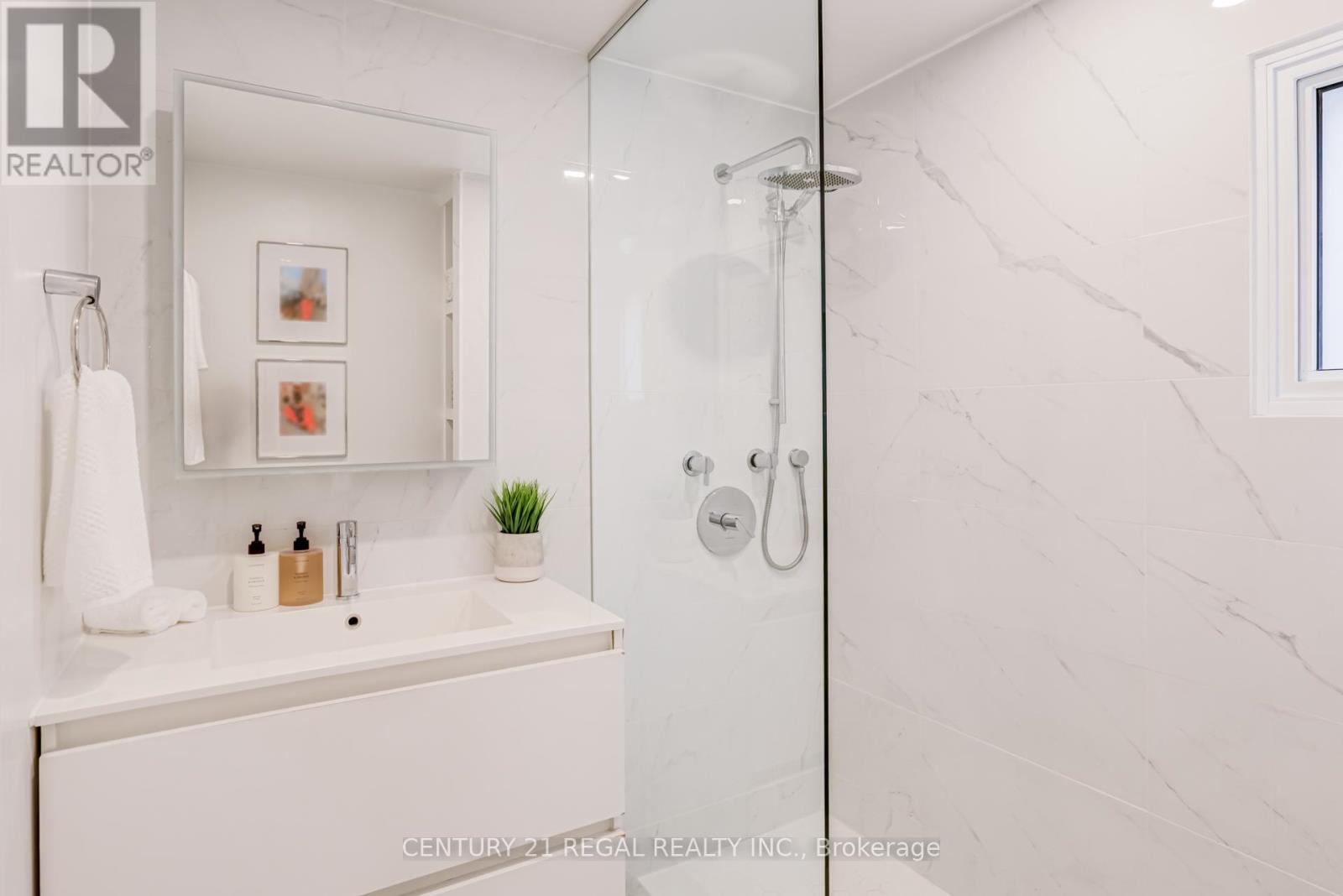 36 GOLDEN AVENUE, Toronto (Roncesvalles), Ontario, M6R2J4 — Photo 34