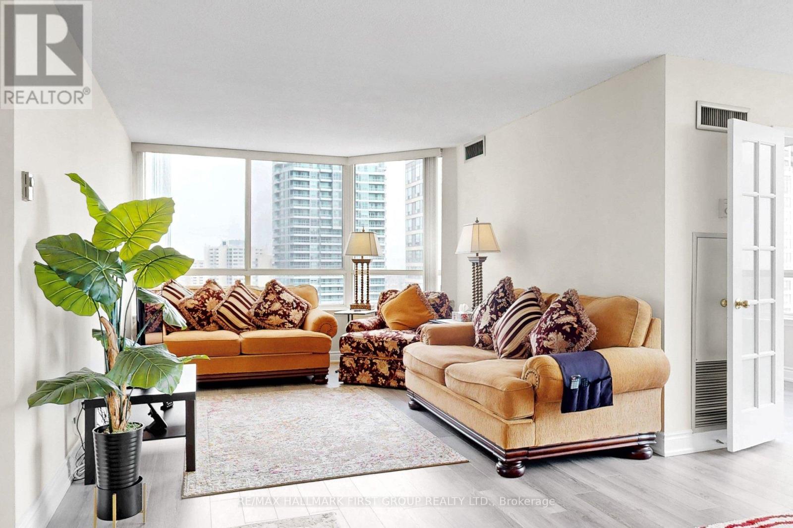 1603 - 3605 KARIYA DRIVE, Mississauga (City Centre), Ontario, L5B3J4 — Photo 9