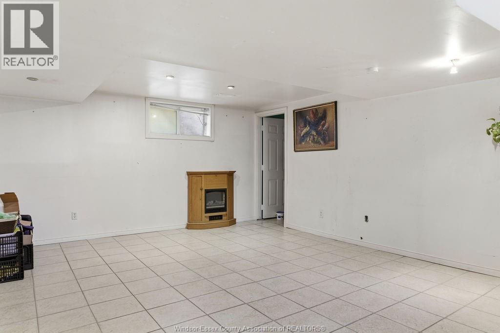 2417 PILLETTE ROAD, Windsor, Ontario, N8T1P7 — Photo 23