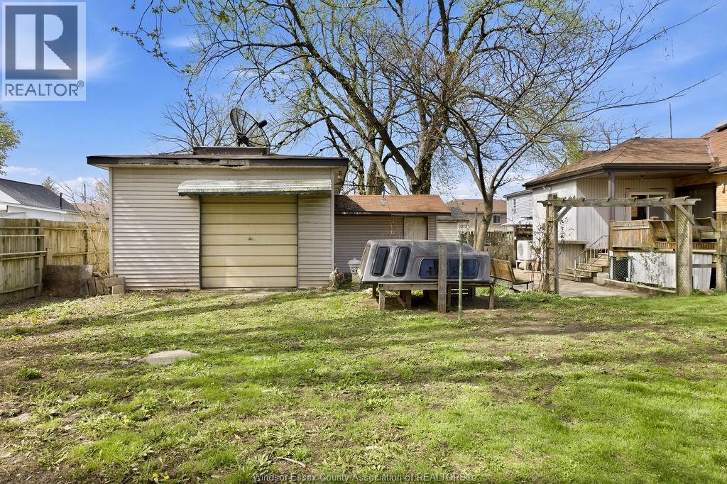 2417 PILLETTE ROAD, Windsor, Ontario, N8T1P7 — Photo 37