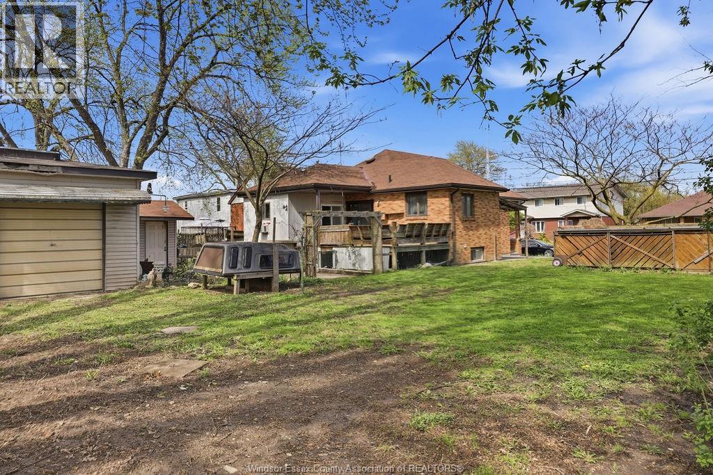 2417 PILLETTE ROAD, Windsor, Ontario, N8T1P7 — Photo 38