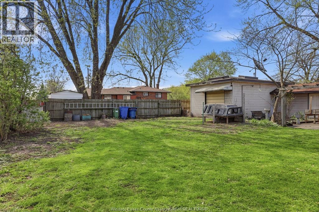 2417 PILLETTE ROAD, Windsor, Ontario, N8T1P7 — Photo 39
