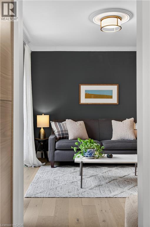 1878 HEATHER HILLS Drive, Burlington, Ontario, L7P3A3 — Photo 10