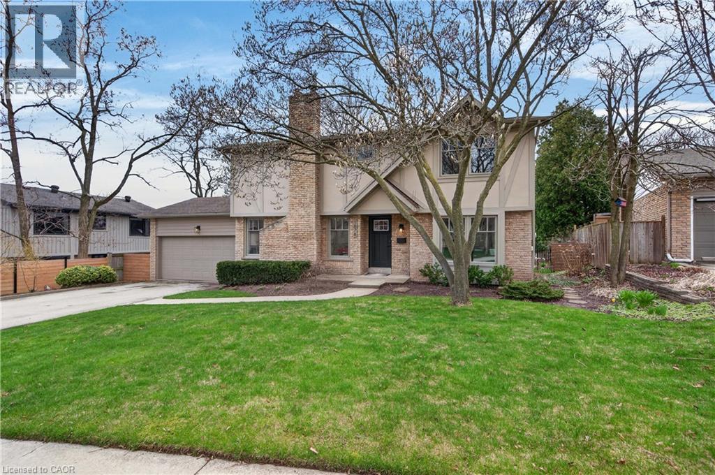 1878 HEATHER HILLS Drive, Burlington, Ontario, L7P3A3 — Photo 2