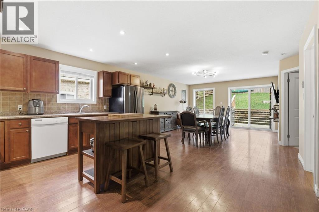 95 WEST RIVER Street, Paris, Ontario, N3L2V4 — Photo 2