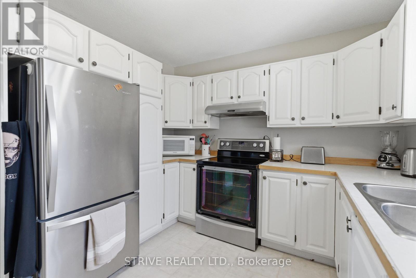 524 LISBON COURT, Oshawa (Vanier), Ontario, L1J6R3 — Photo 14