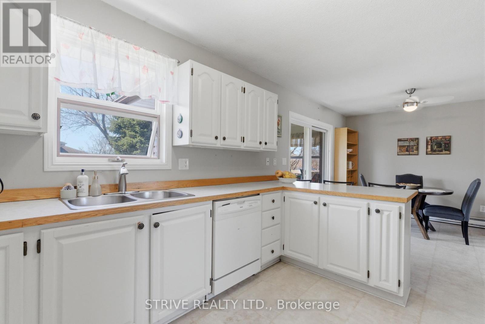 524 LISBON COURT, Oshawa (Vanier), Ontario, L1J6R3 — Photo 16