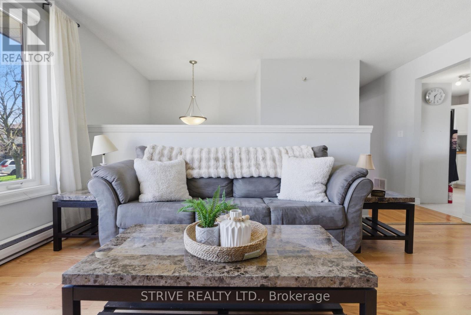 524 LISBON COURT, Oshawa (Vanier), Ontario, L1J6R3 — Photo 7