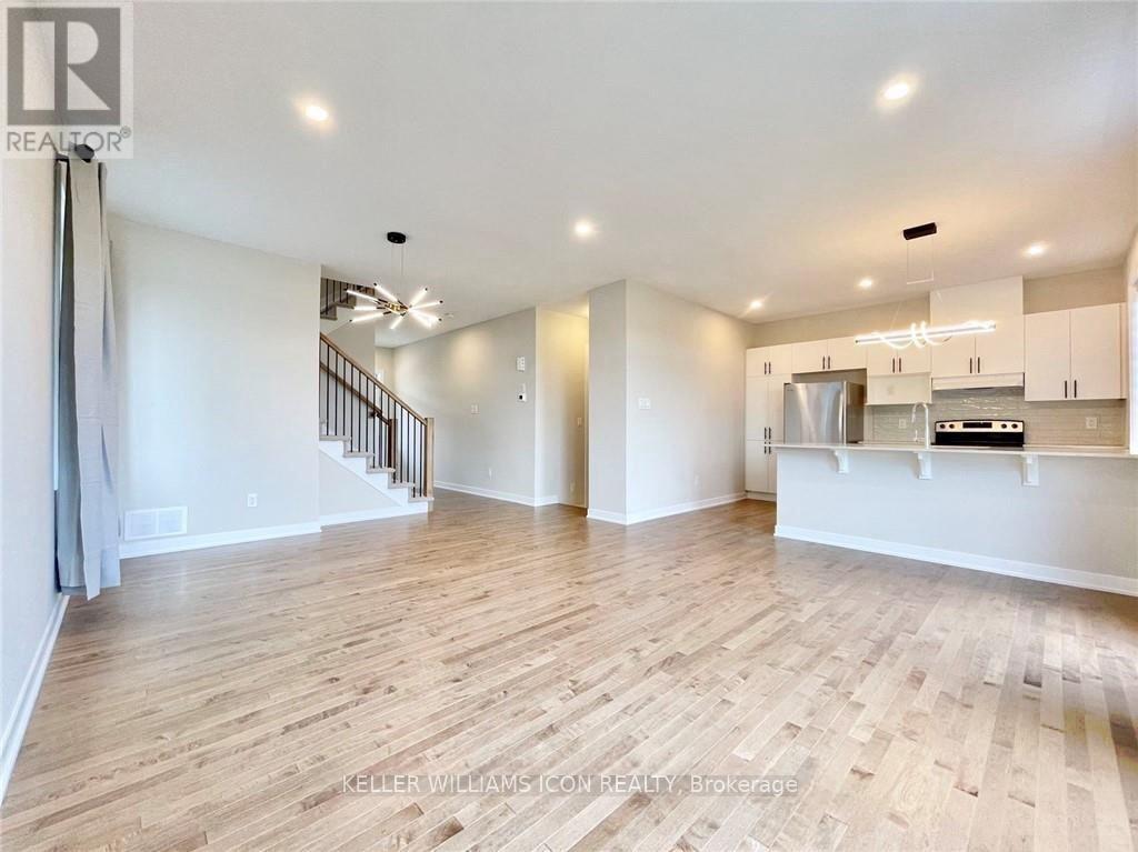 318 CANADENSIS LANE, Ottawa, Ontario, K2J6X8 — Photo 5