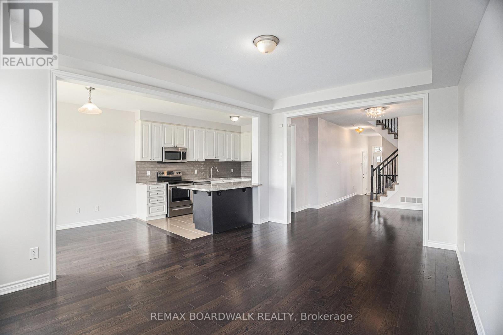 628 MONARDIA WAY, Ottawa, Ontario, K4A1C8 — Photo 4