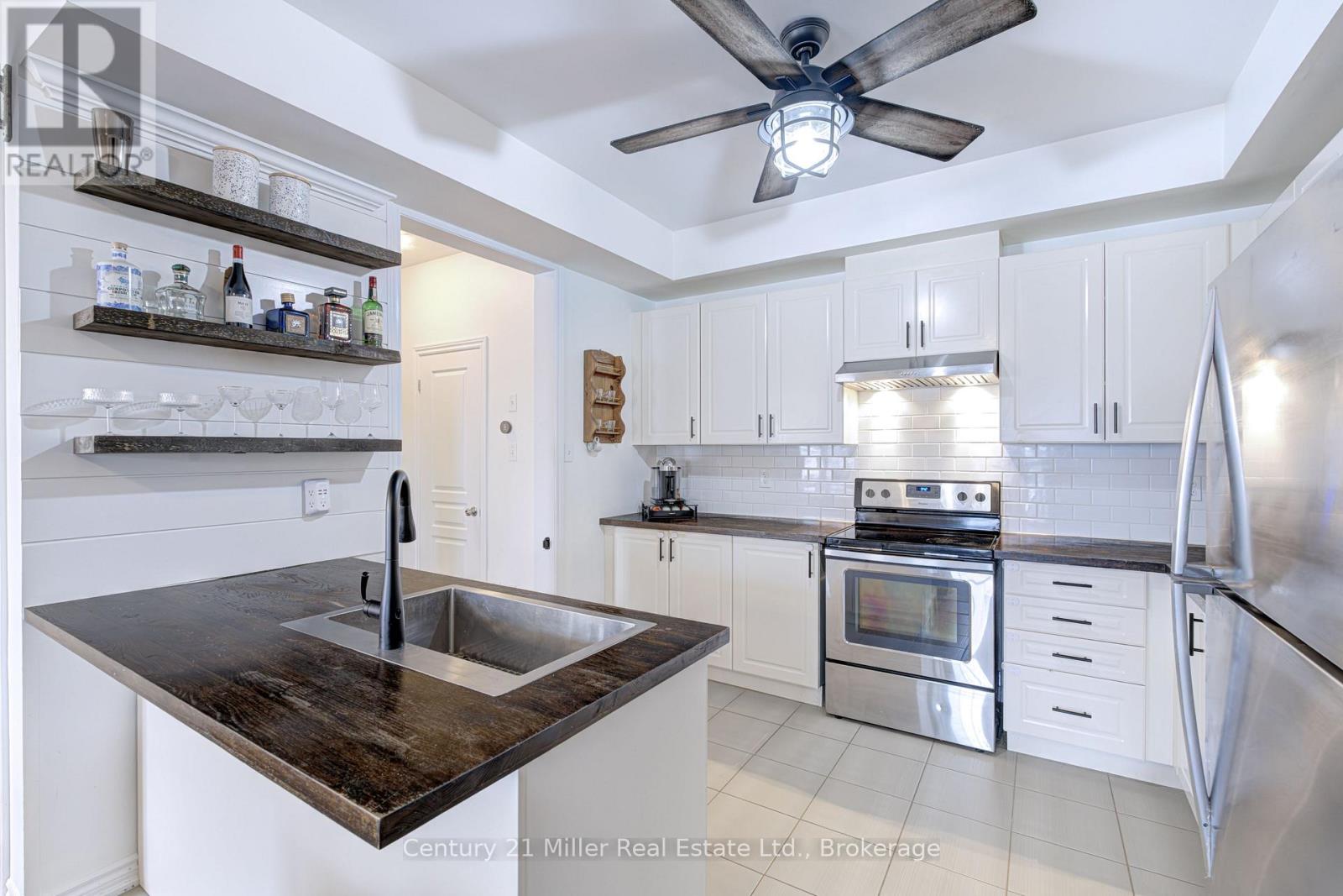 24 HUGILL WAY, Hamilton (Waterdown), Ontario, L8B0A2 — Photo 10