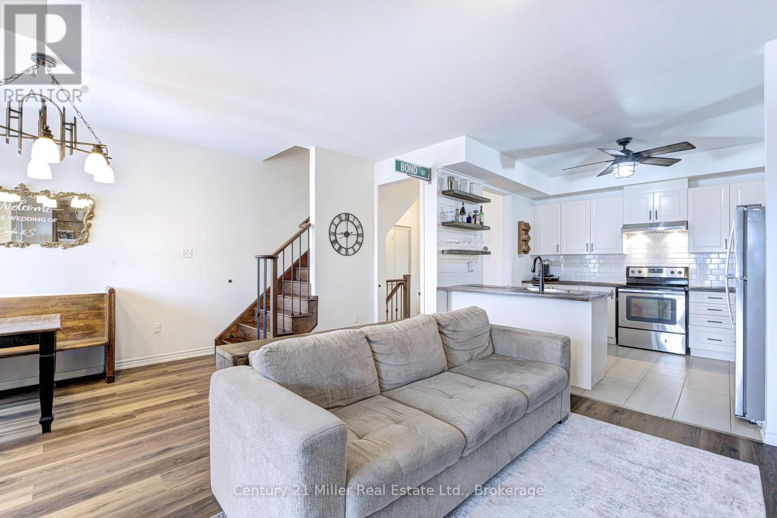 24 HUGILL WAY, Hamilton (Waterdown), Ontario, L8B0A2 — Photo 15