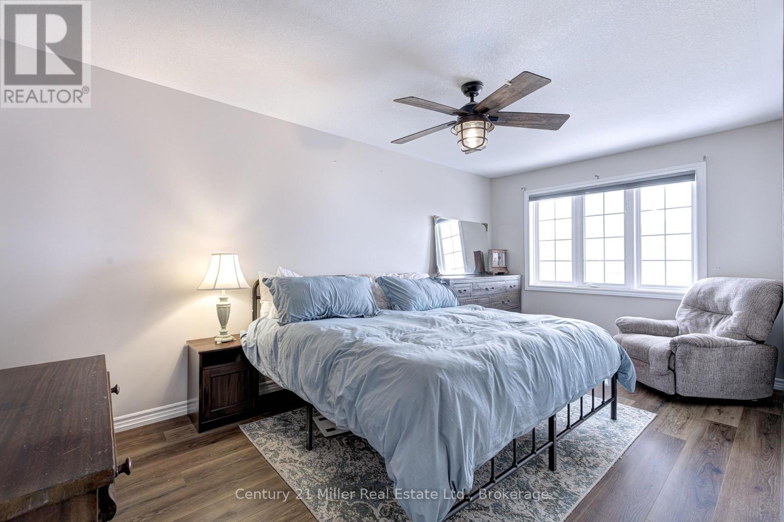 24 HUGILL WAY, Hamilton (Waterdown), Ontario, L8B0A2 — Photo 18