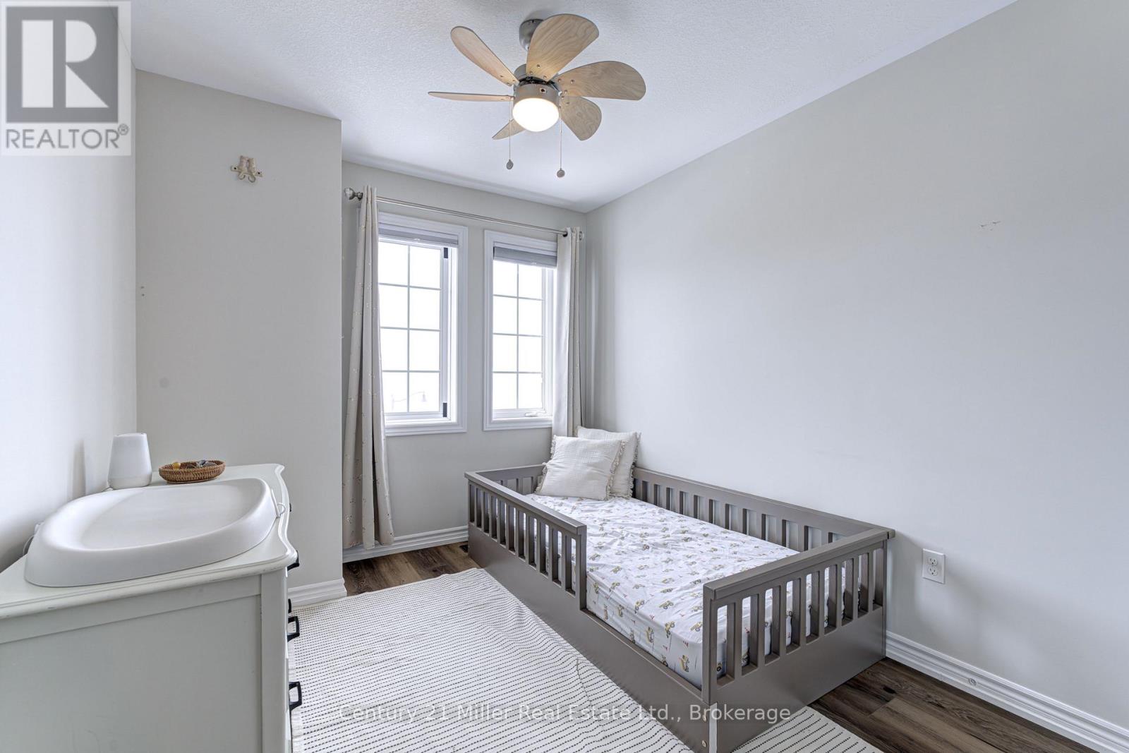 24 HUGILL WAY, Hamilton (Waterdown), Ontario, L8B0A2 — Photo 23