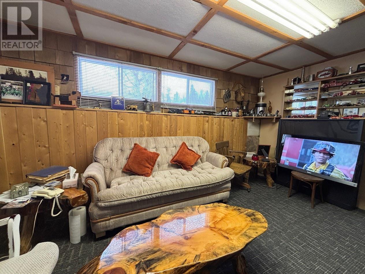 14 Lloyd Irwin ST, Marathon, Ontario, P0T2E0 — Photo 27