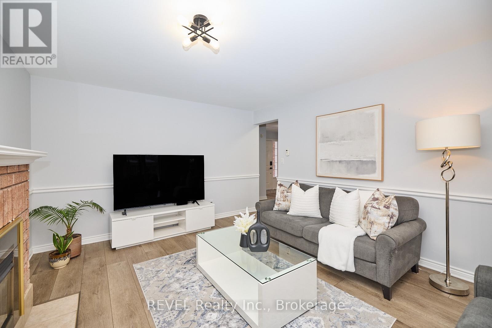 8007 OAKRIDGE DRIVE, Niagara Falls (Mt. Carmel), Ontario, L2H2W1 — Photo 22