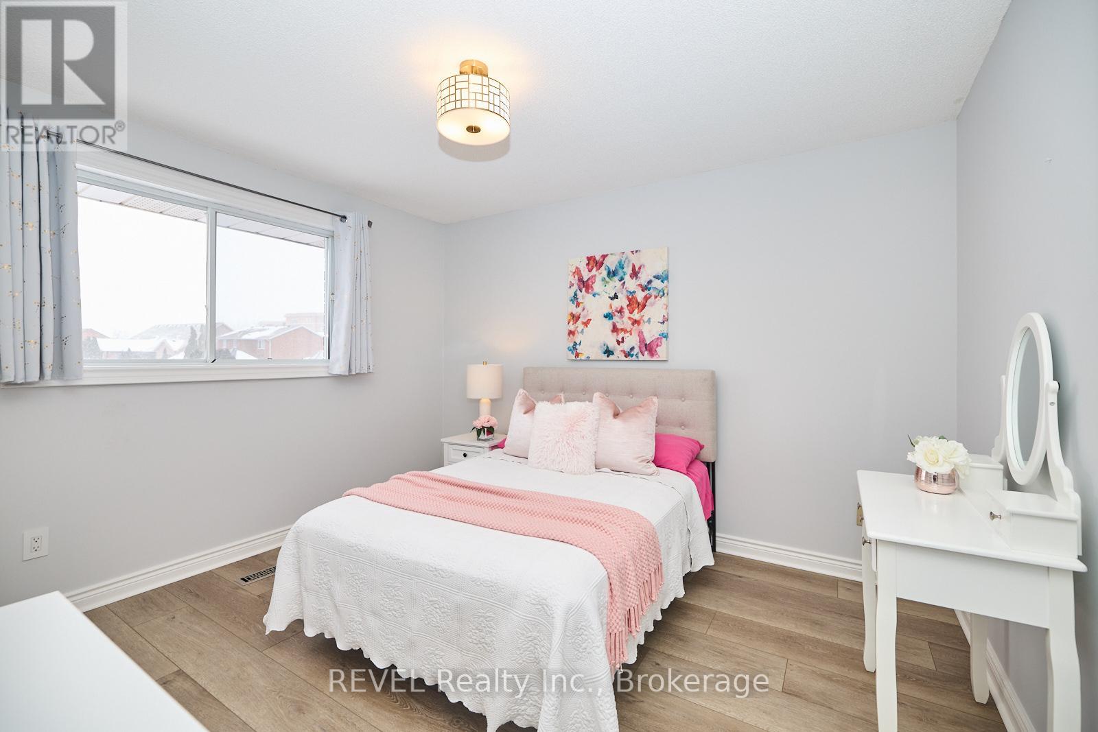 8007 OAKRIDGE DRIVE, Niagara Falls (Mt. Carmel), Ontario, L2H2W1 — Photo 33