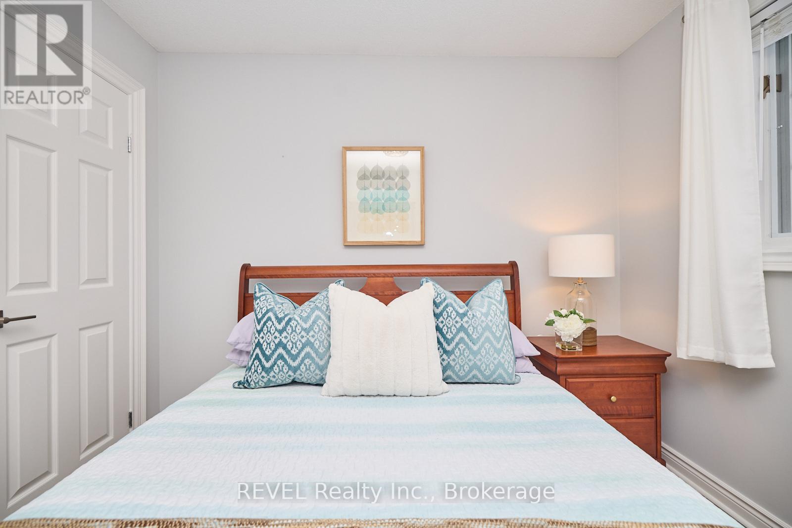 8007 OAKRIDGE DRIVE, Niagara Falls (Mt. Carmel), Ontario, L2H2W1 — Photo 41