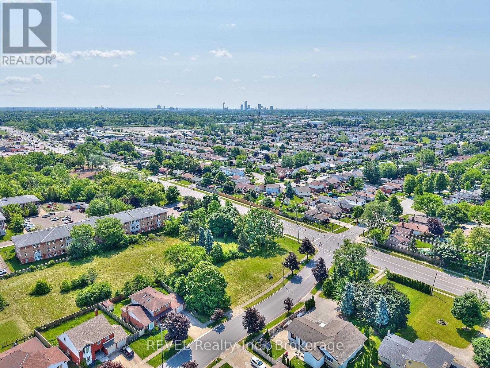 8007 OAKRIDGE DRIVE, Niagara Falls (Mt. Carmel), Ontario, L2H2W1 — Photo 50