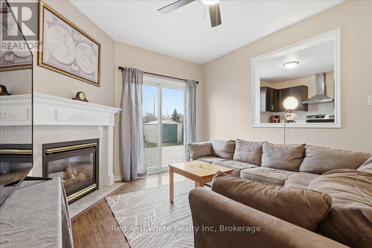 103 DOWNING CRESCENT, Barrie (Holly), Ontario, L4N8V5 — Photo 20