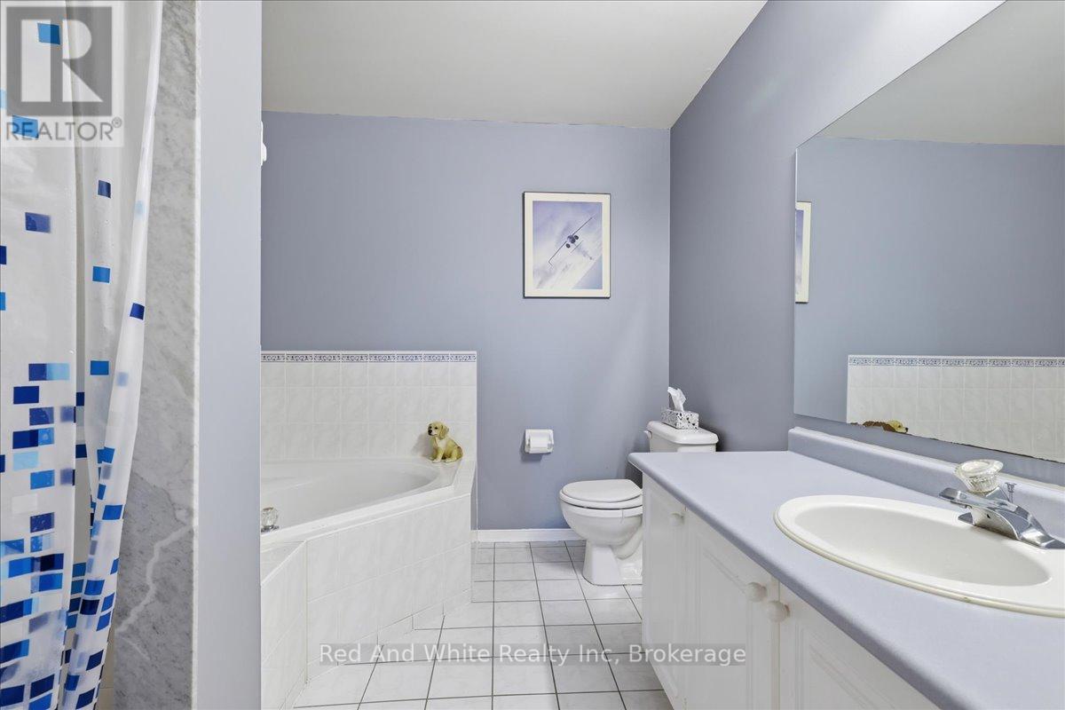 103 DOWNING CRESCENT, Barrie (Holly), Ontario, L4N8V5 — Photo 31