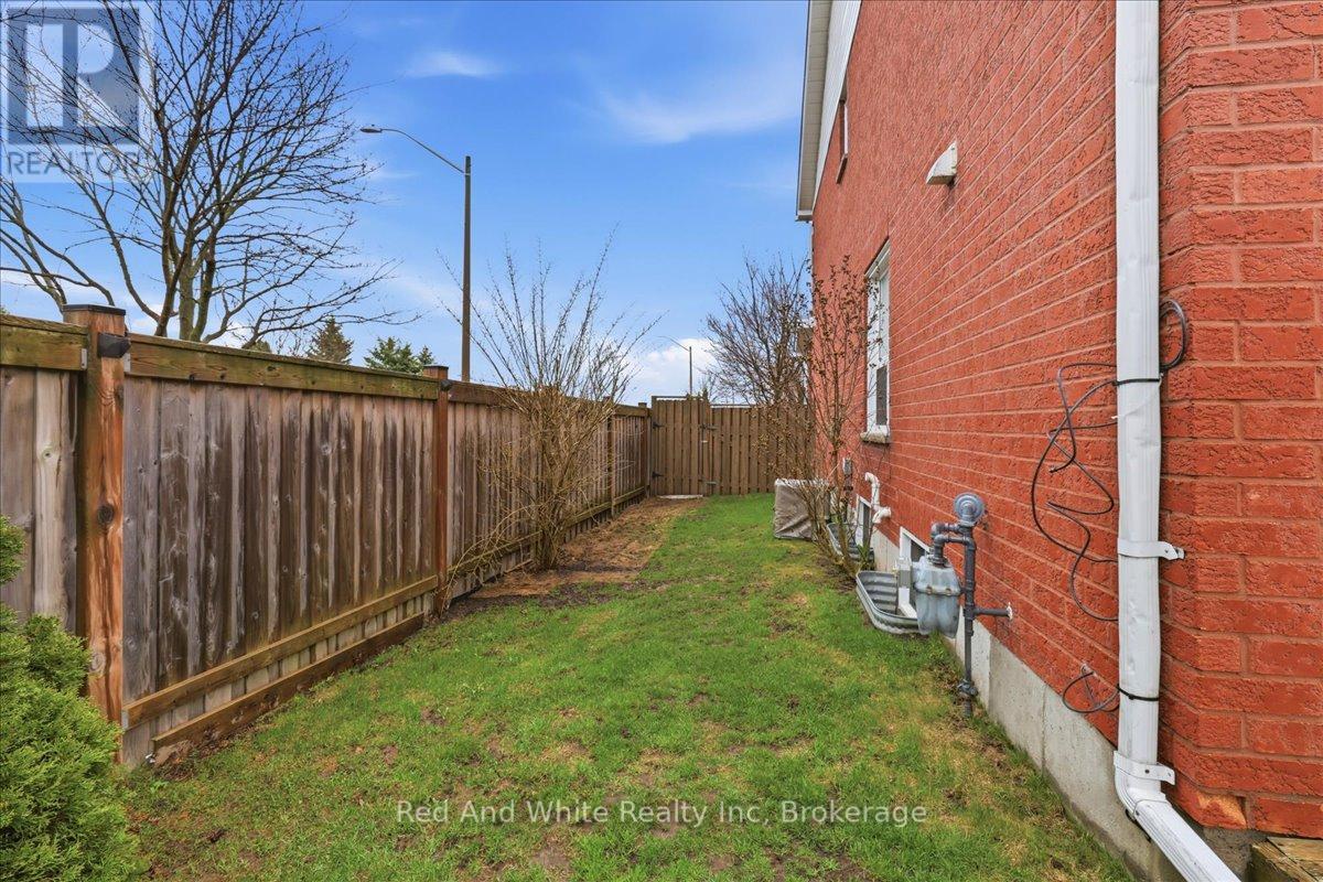 103 DOWNING CRESCENT, Barrie (Holly), Ontario, L4N8V5 — Photo 42
