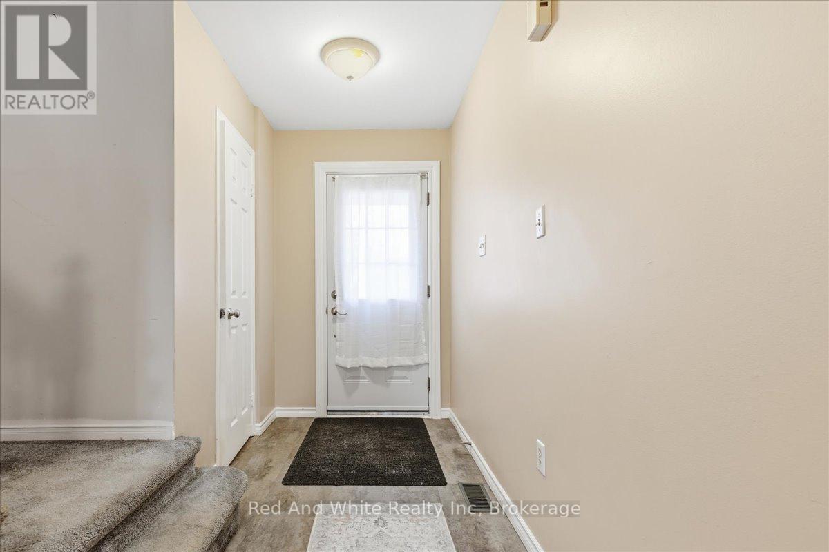 103 DOWNING CRESCENT, Barrie (Holly), Ontario, L4N8V5 — Photo 7
