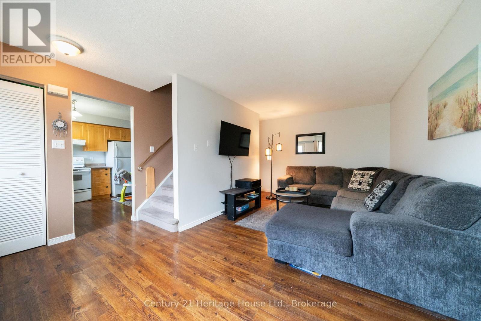 4 - 391 PIONEER DRIVE, Kitchener, Ontario, N2P1L8 — Photo 8