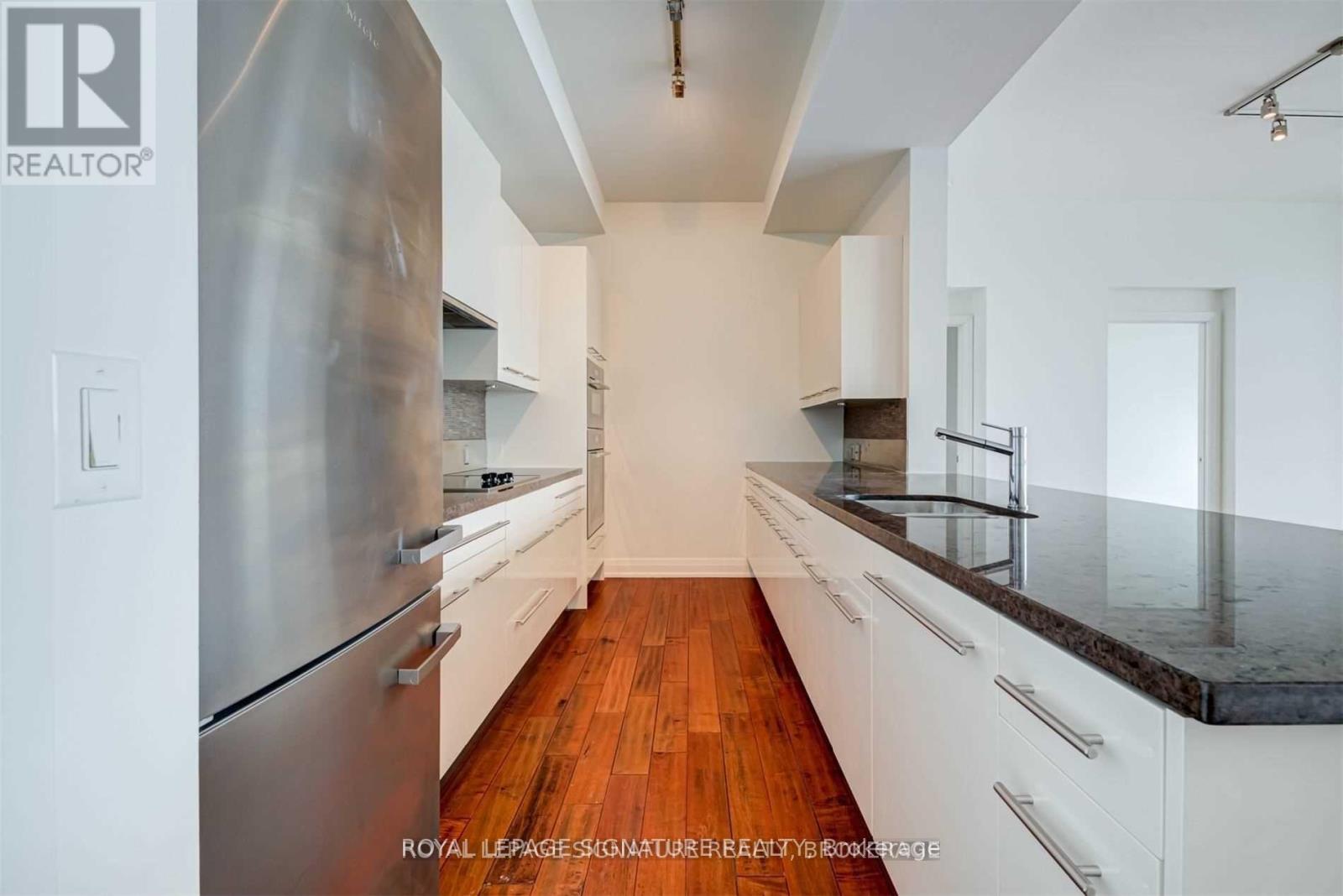 4201 - 80 JOHN STREET, Toronto (Waterfront Communities), Ontario, M5V3X4 — Photo 10