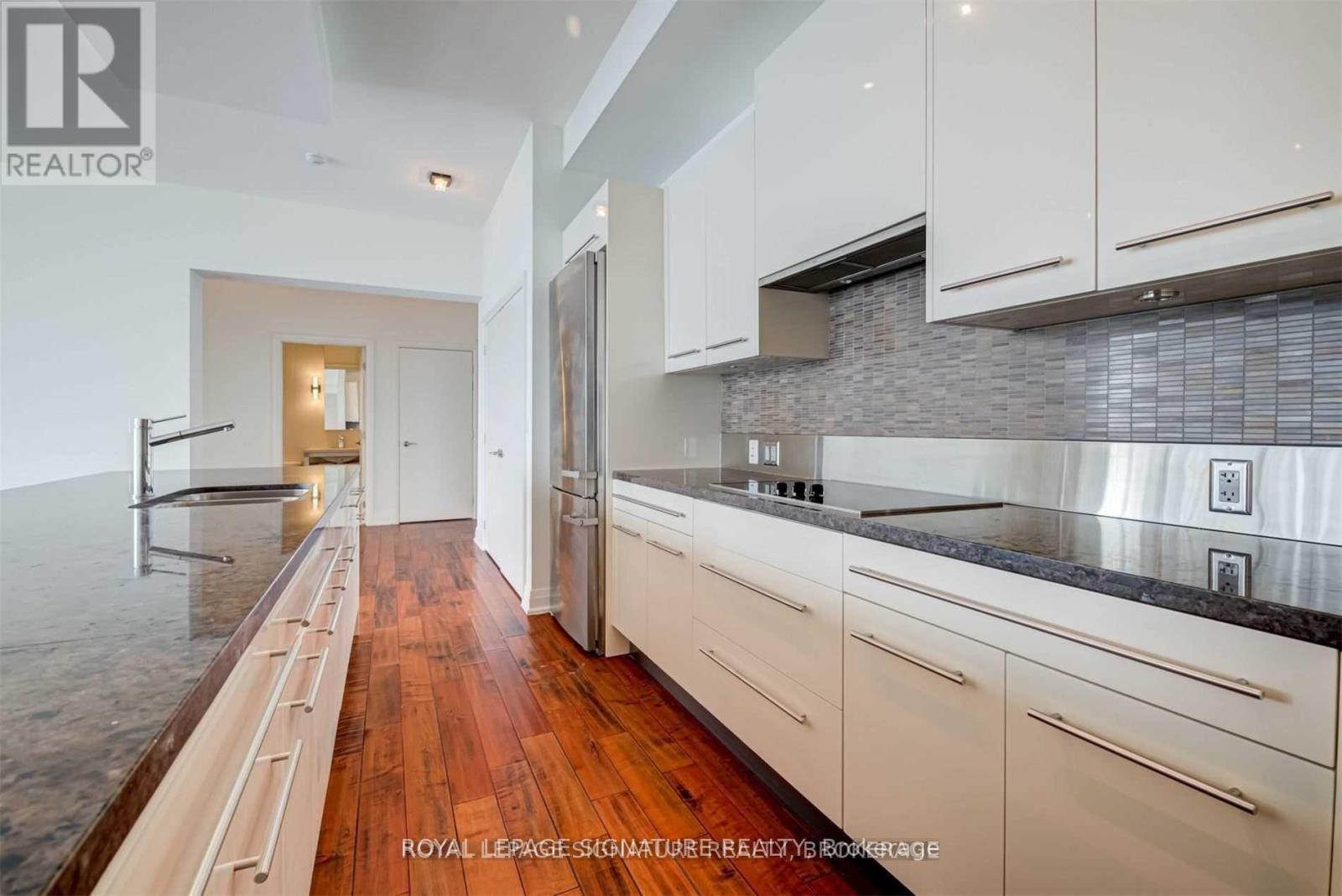 4201 - 80 JOHN STREET, Toronto (Waterfront Communities), Ontario, M5V3X4 — Photo 11