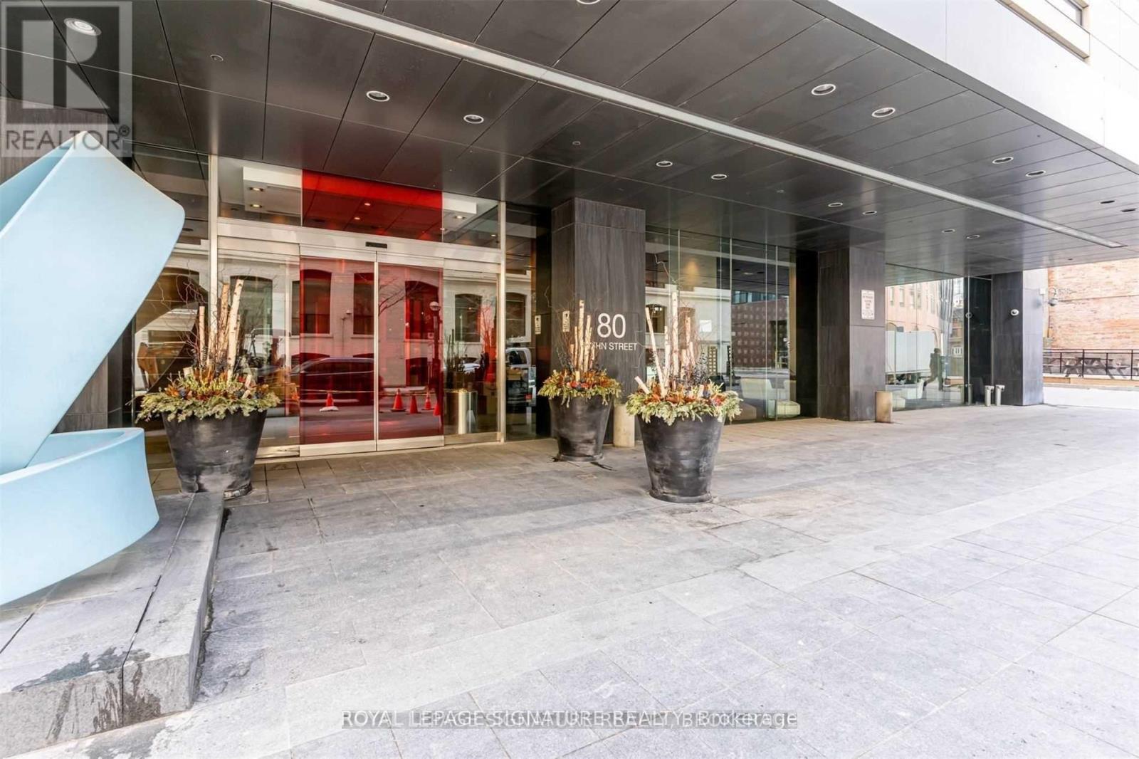 4201 - 80 JOHN STREET, Toronto (Waterfront Communities), Ontario, M5V3X4 — Photo 2