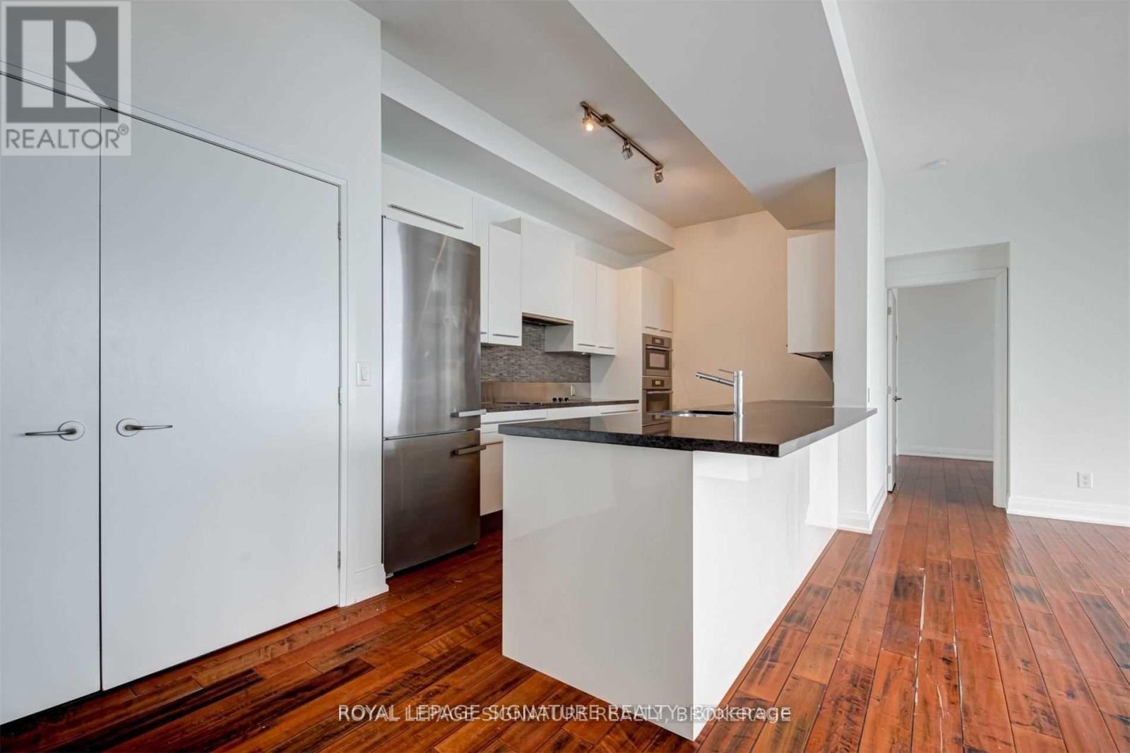 4201 - 80 JOHN STREET, Toronto (Waterfront Communities), Ontario, M5V3X4 — Photo 9