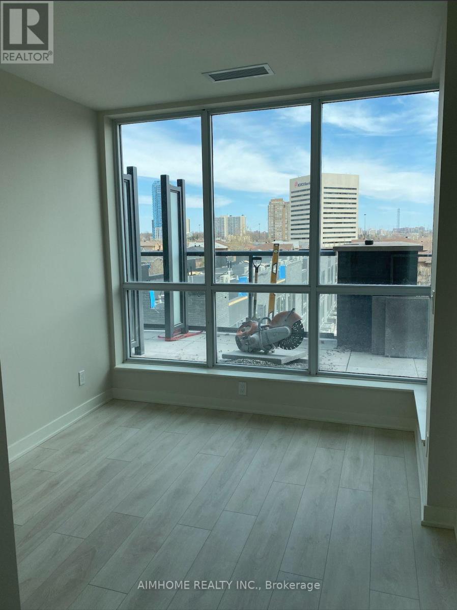 405 - 2 SONIC WAY, Toronto (Flemingdon Park), Ontario, M3C0P2 — Photo 4