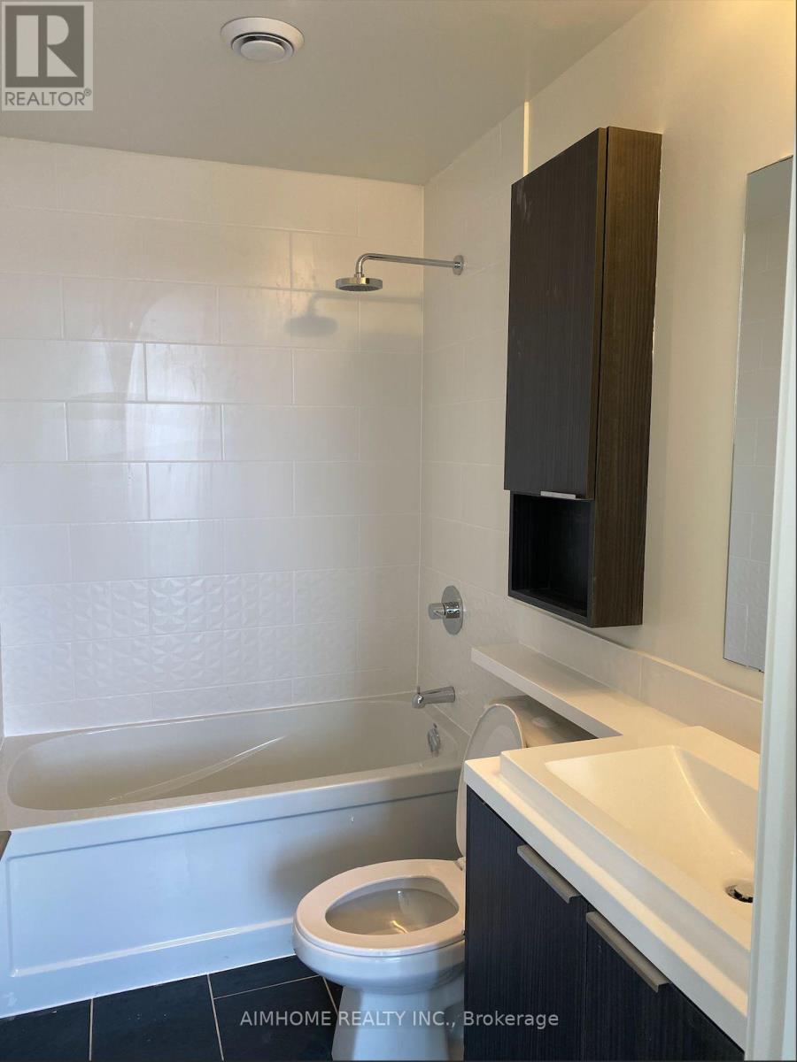 405 - 2 SONIC WAY, Toronto (Flemingdon Park), Ontario, M3C0P2 — Photo 5