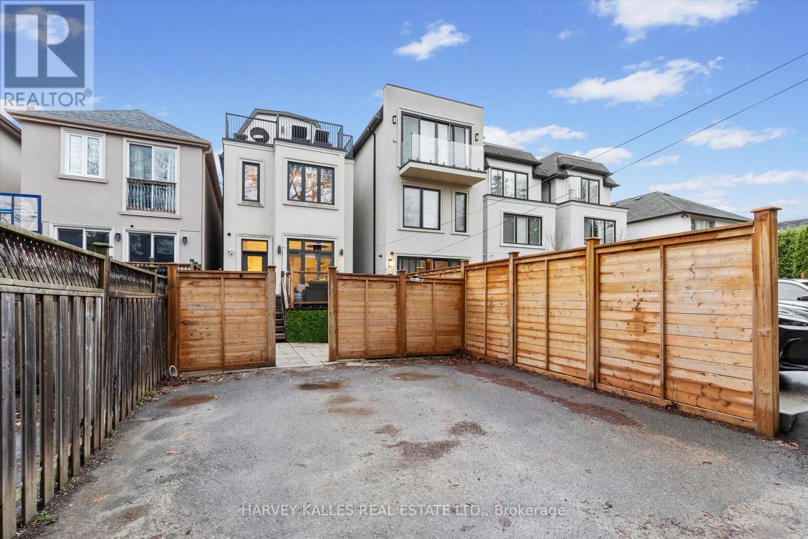 582 WOBURN AVENUE, Toronto (Bedford Park-Nortown), Ontario, M5M1L9 — Photo 49