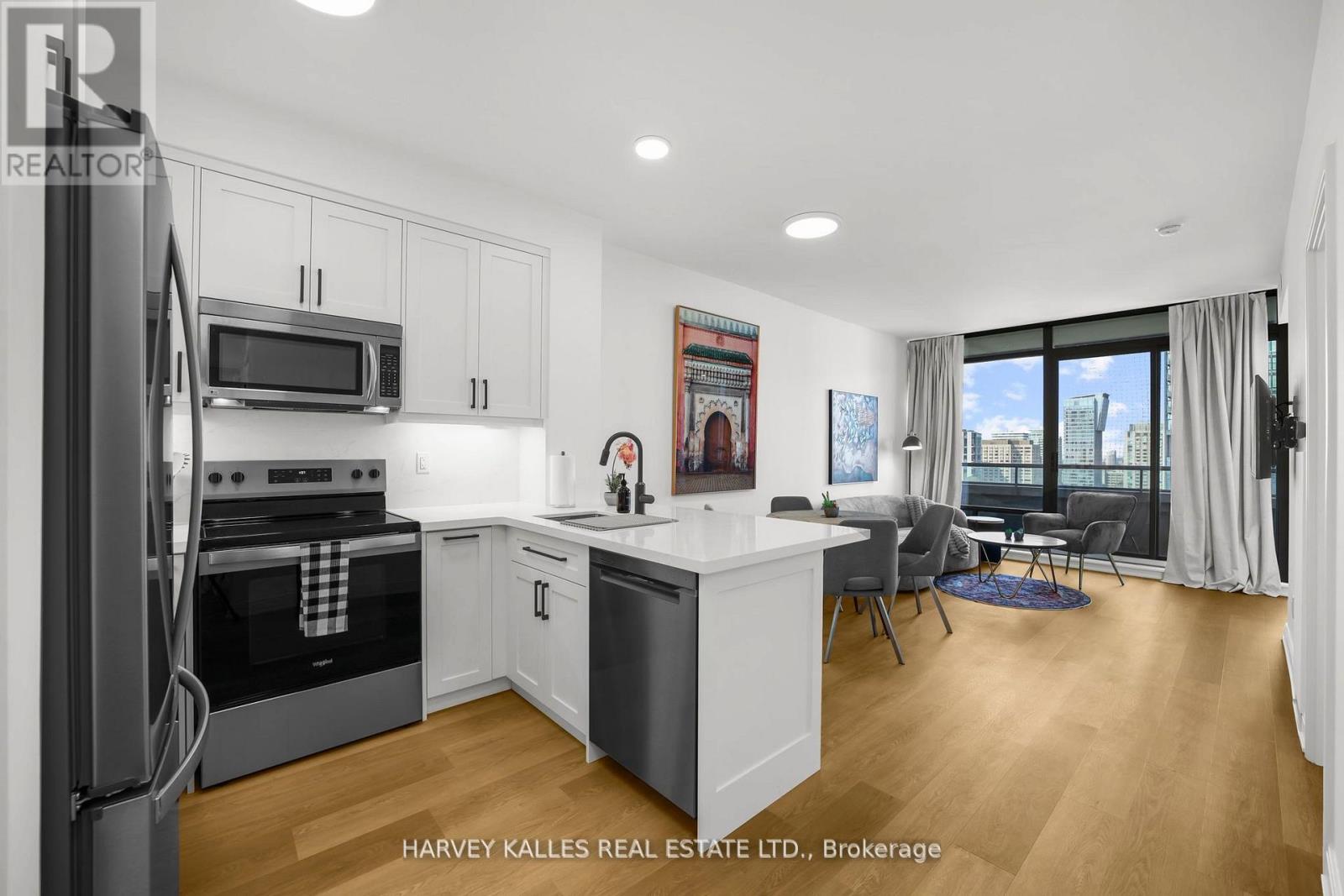 1606 - 18 YORKVILLE AVENUE, Toronto (Annex), Ontario, M4W0B1 — Photo 10